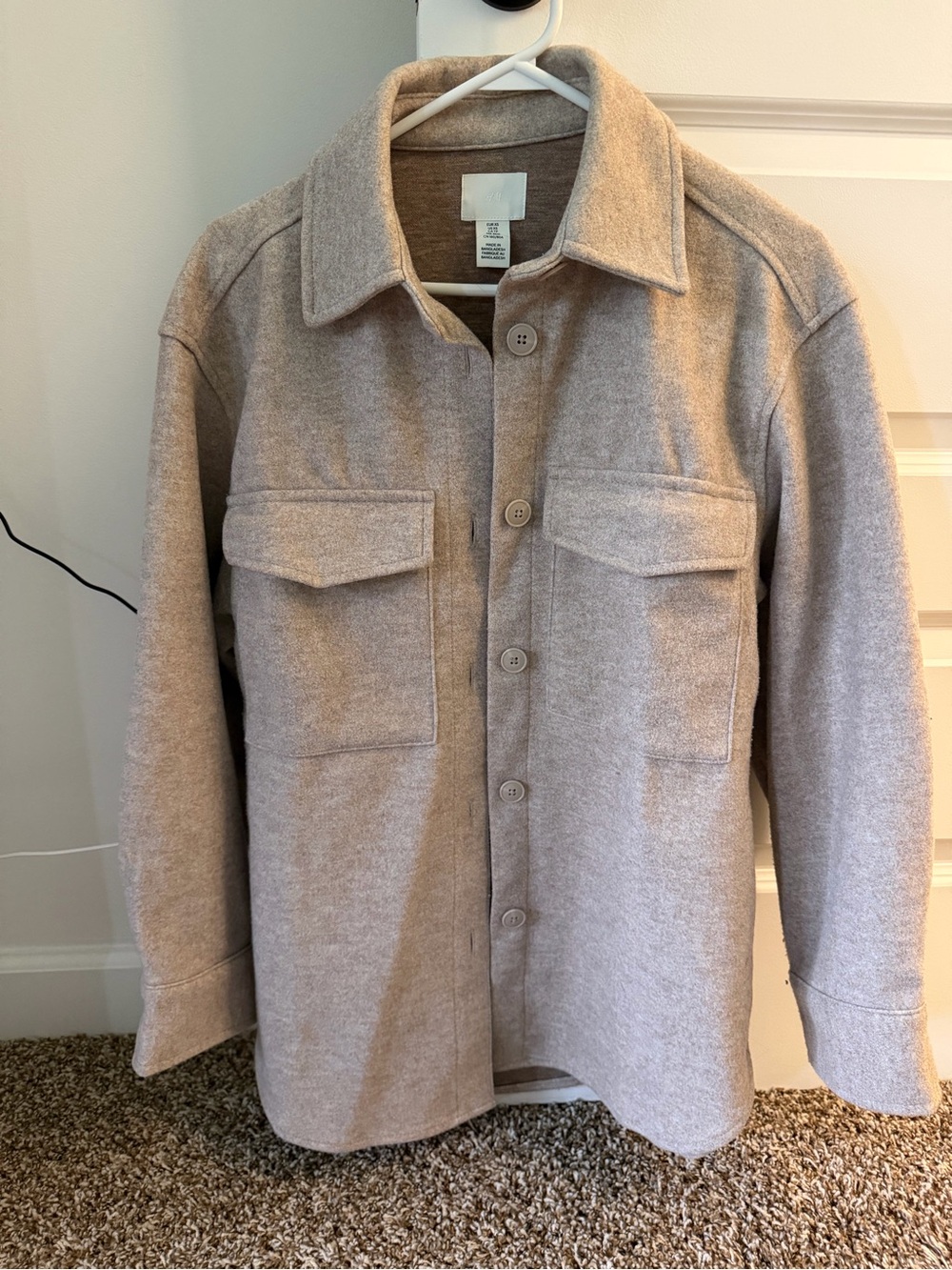H&M | Beige Shaket